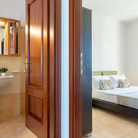 Itadhome - On Top, View, Private Parking Apartment *