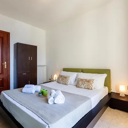 Itadhome - On Top, View, Private Parking Apartment